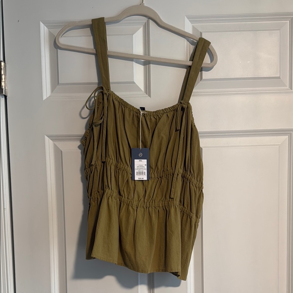 Universal Thread Olive Camisole Top